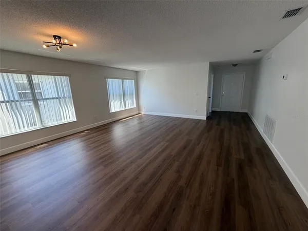 $2,540 | 12953 Los Alamitos, Orlando, FL 32837