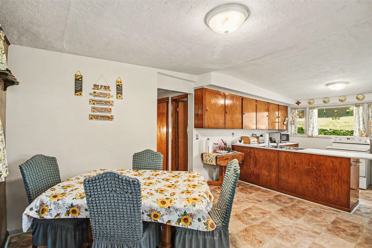 13150 Trist Road Grass Lake, MI 49240 - Photo 7 of 17