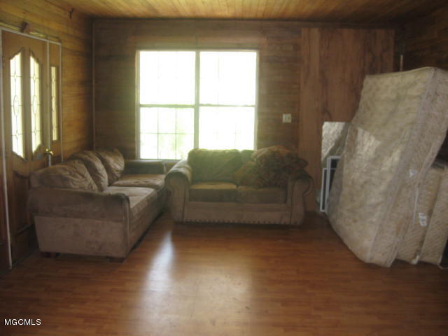 1449 Ceasar Road Carriere, MS 39426 - Photo 3 of 8 IMG_2220