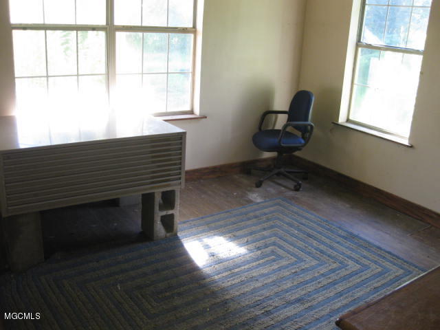 1449 Ceasar Road Carriere, MS 39426 - Photo 4 of 8 IMG_2227