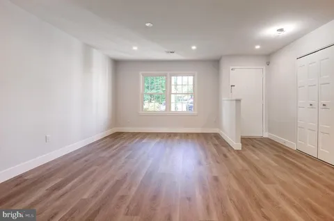 $515,000 | 413 Harding Court, Sterling, VA 20164