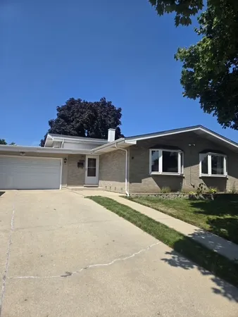 $695,000 | 7928 Arcadia Street, Morton Grove, IL 60053