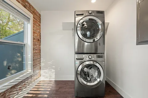 $500,000 | 2702 Crest Avenue, Unit 1, Austin, TX 78702