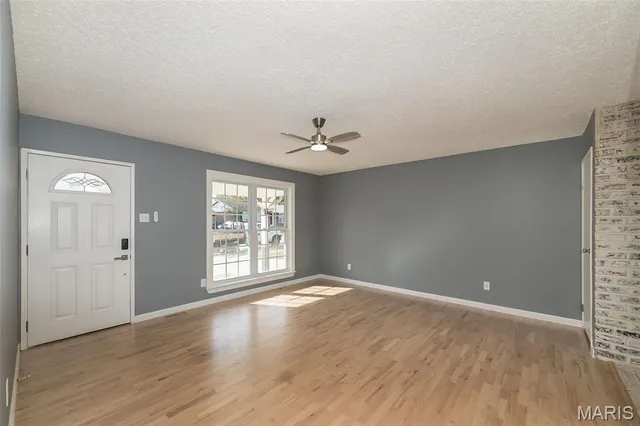 $206,000 | 2267 Bensonhurst Drive, Florissant, MO 63031