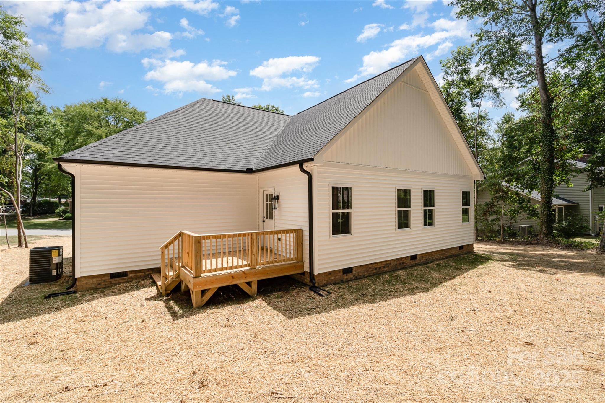 614 Breckenridge Road, Unit 17 Kannapolis, NC 28083 - Photo 7 of 22 Gallery Image 7