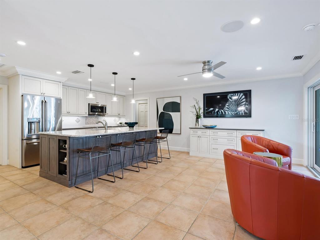 606 Owl Way Sarasota, FL 34236 - Photo 11 of 47