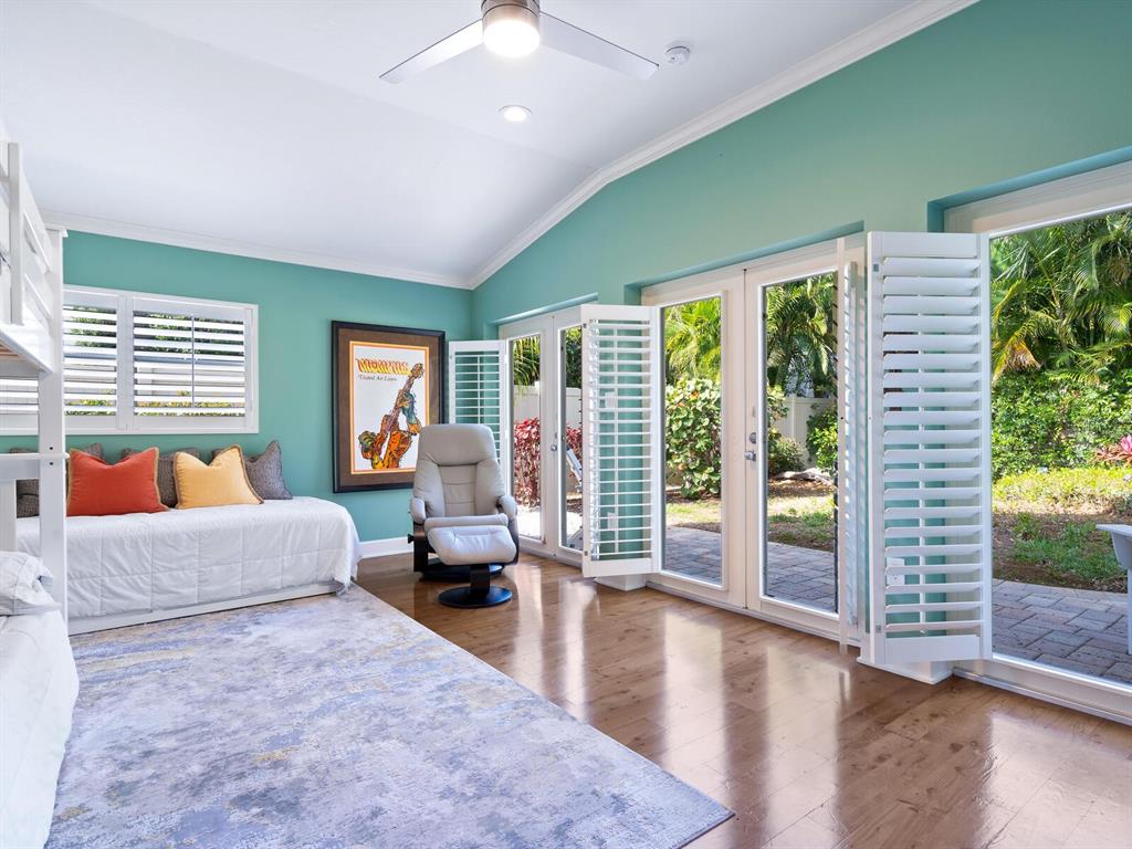 606 Owl Way Sarasota, FL 34236 - Photo 28 of 47