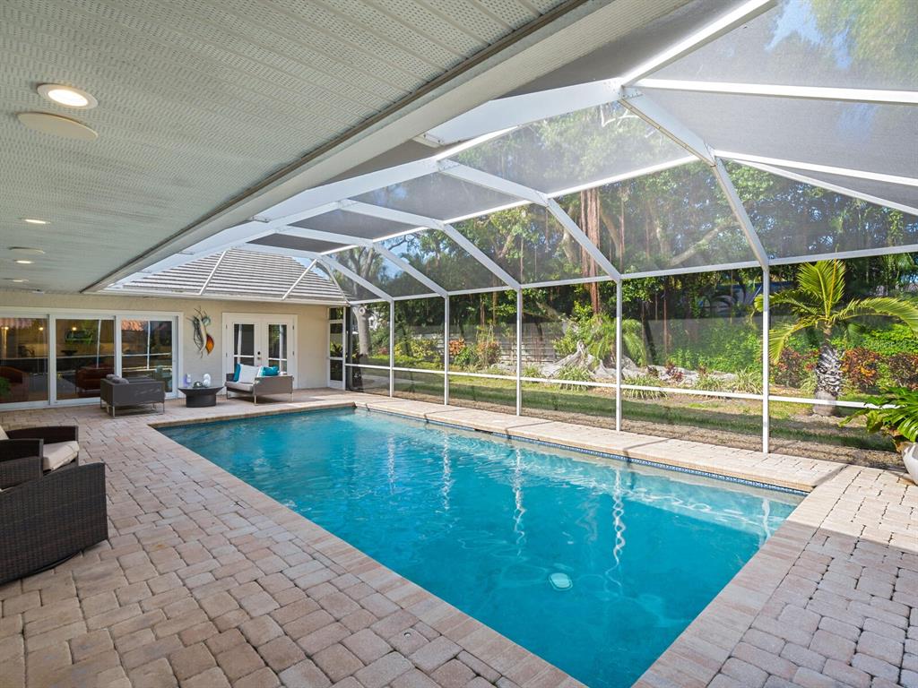 606 Owl Way Sarasota, FL 34236 - Photo 35 of 47