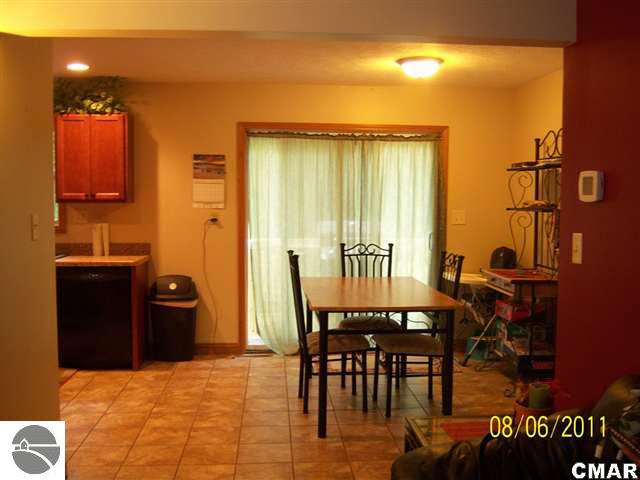 10545 East Remus Road Mount Pleasant, MI 48858 - Photo 7 of 21 1772734-6.JPG