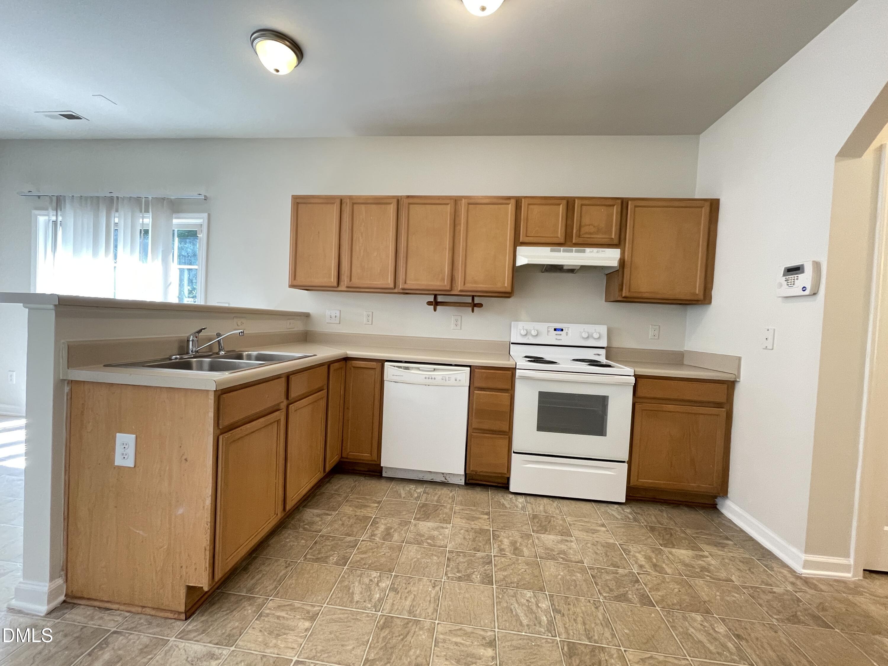 3137 Rendezvous Drive Raleigh, NC 27610 - Photo 7 of 16 7) 74379-6a56bfcc7e3f4