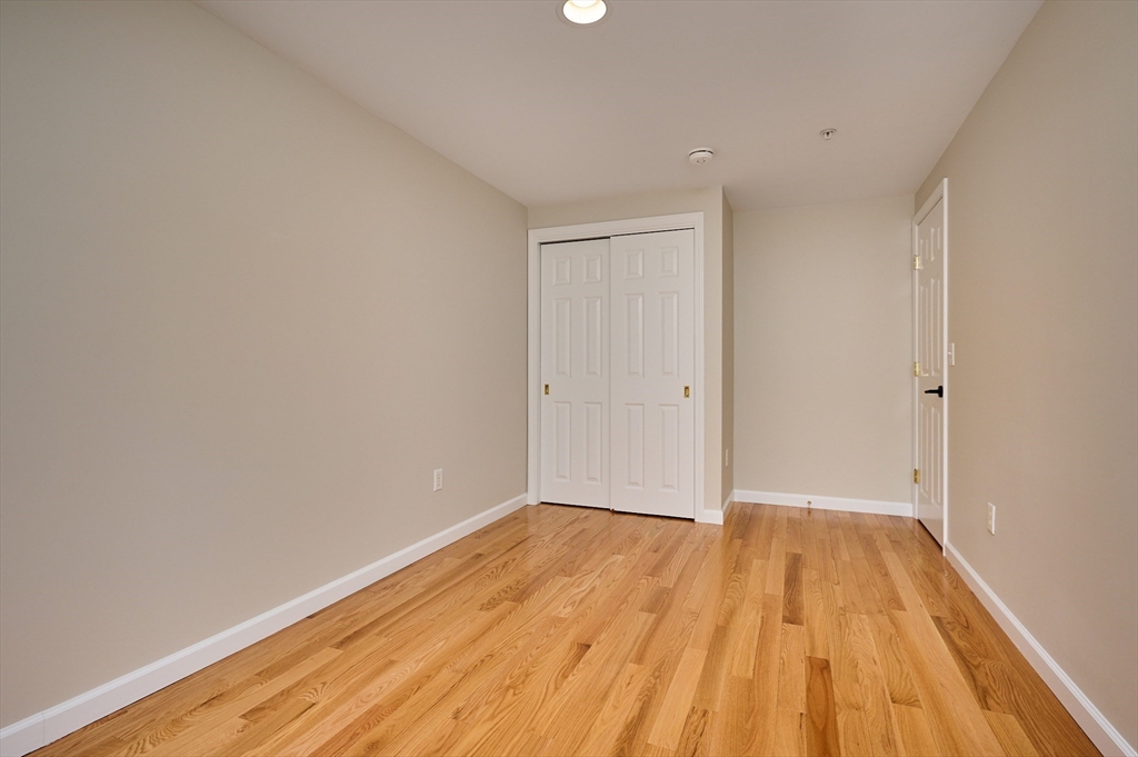 8 Emerson Court, Unit 8 Amherst, MA 01002 - Photo 21 of 42
