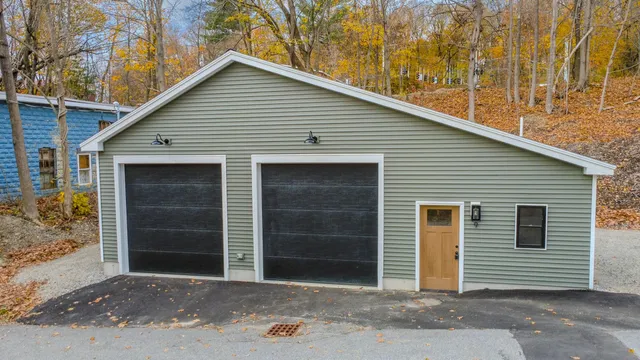 $195,000 | 9 Hutchins Street, Auburn, ME 04210