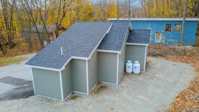 $195,000 | 9 Hutchins Street, Auburn, ME 04210