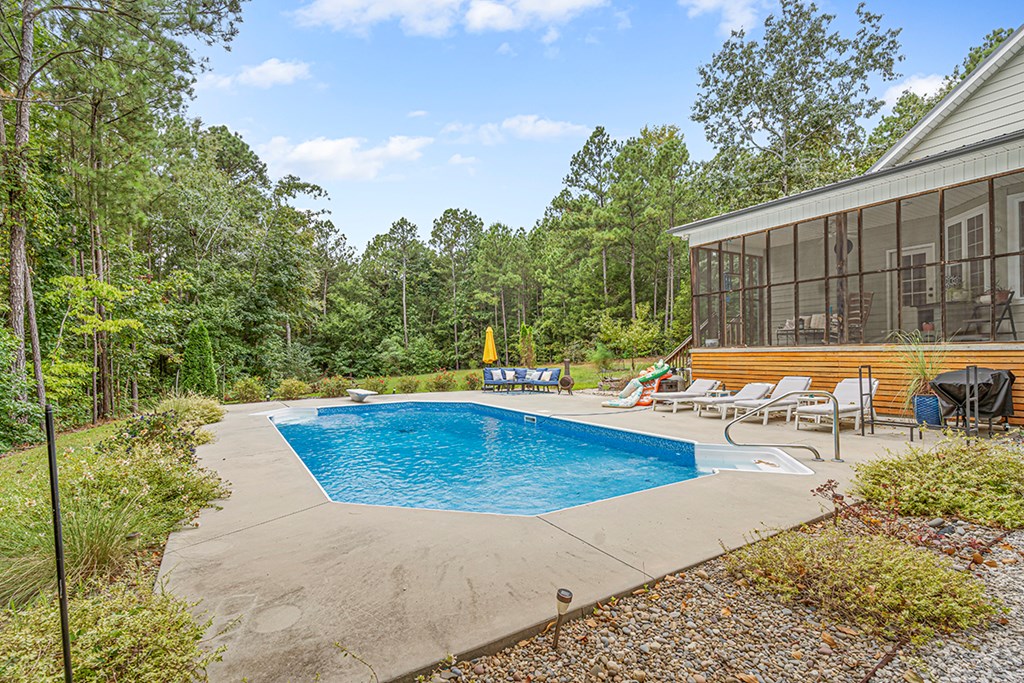 629 Windsor Road Hodges, SC 29653 - Photo 28 of 34
