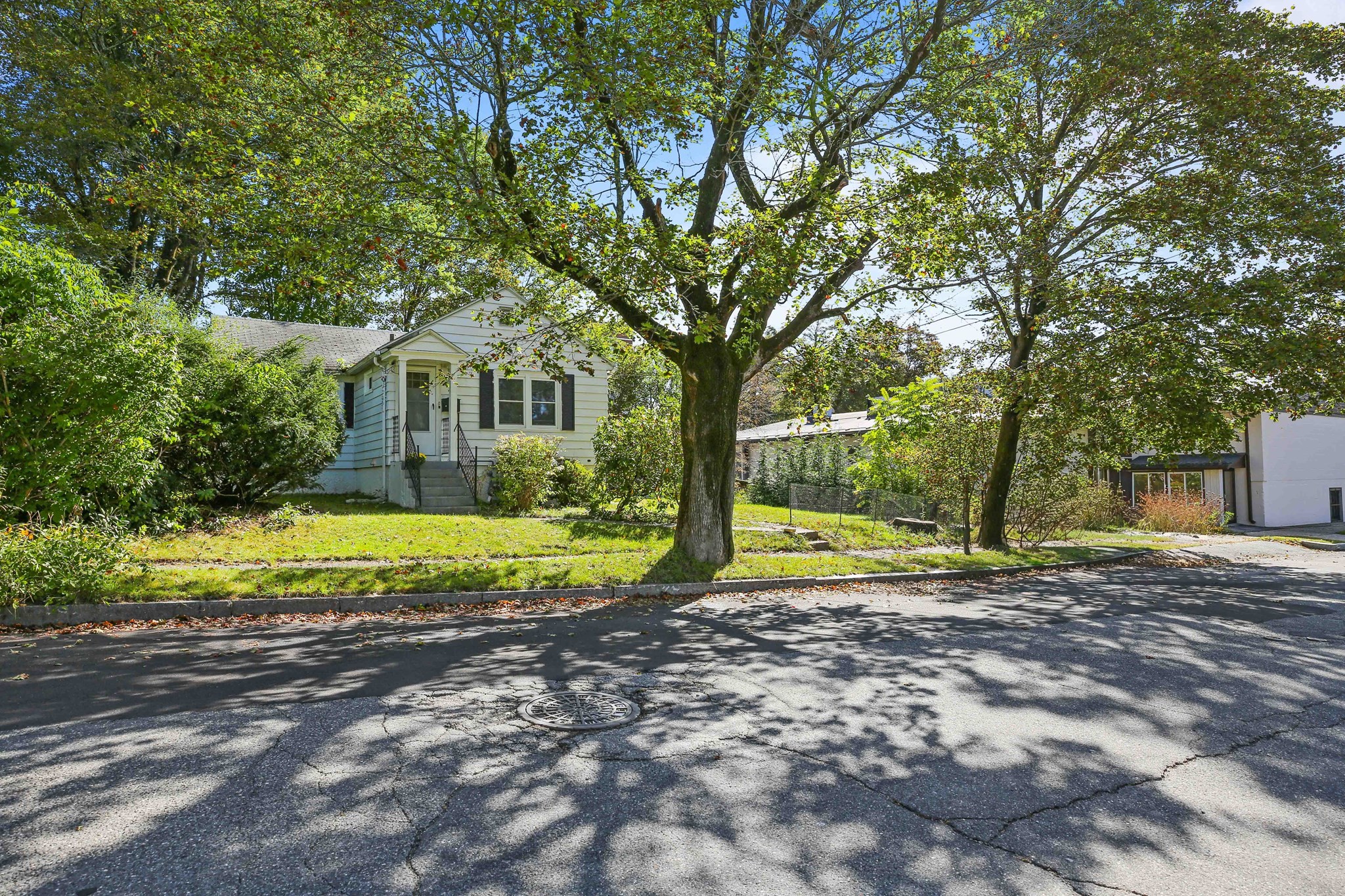 4 Pomona Road Worcester, MA 01602 - Photo 6 of 7 Gallery Image 6