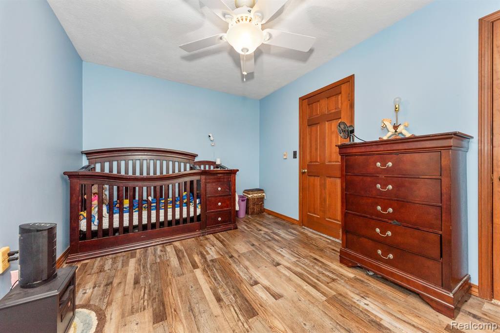 8330 Allen Road Fenton, MI 48430 - Photo 37 of 57