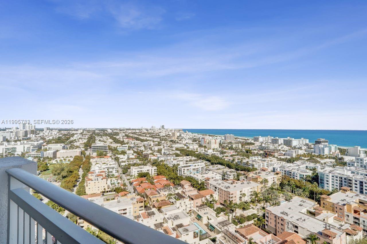90 Alton Road, Unit 2701 Miami Beach, FL 33139 - Photo 10 of 19