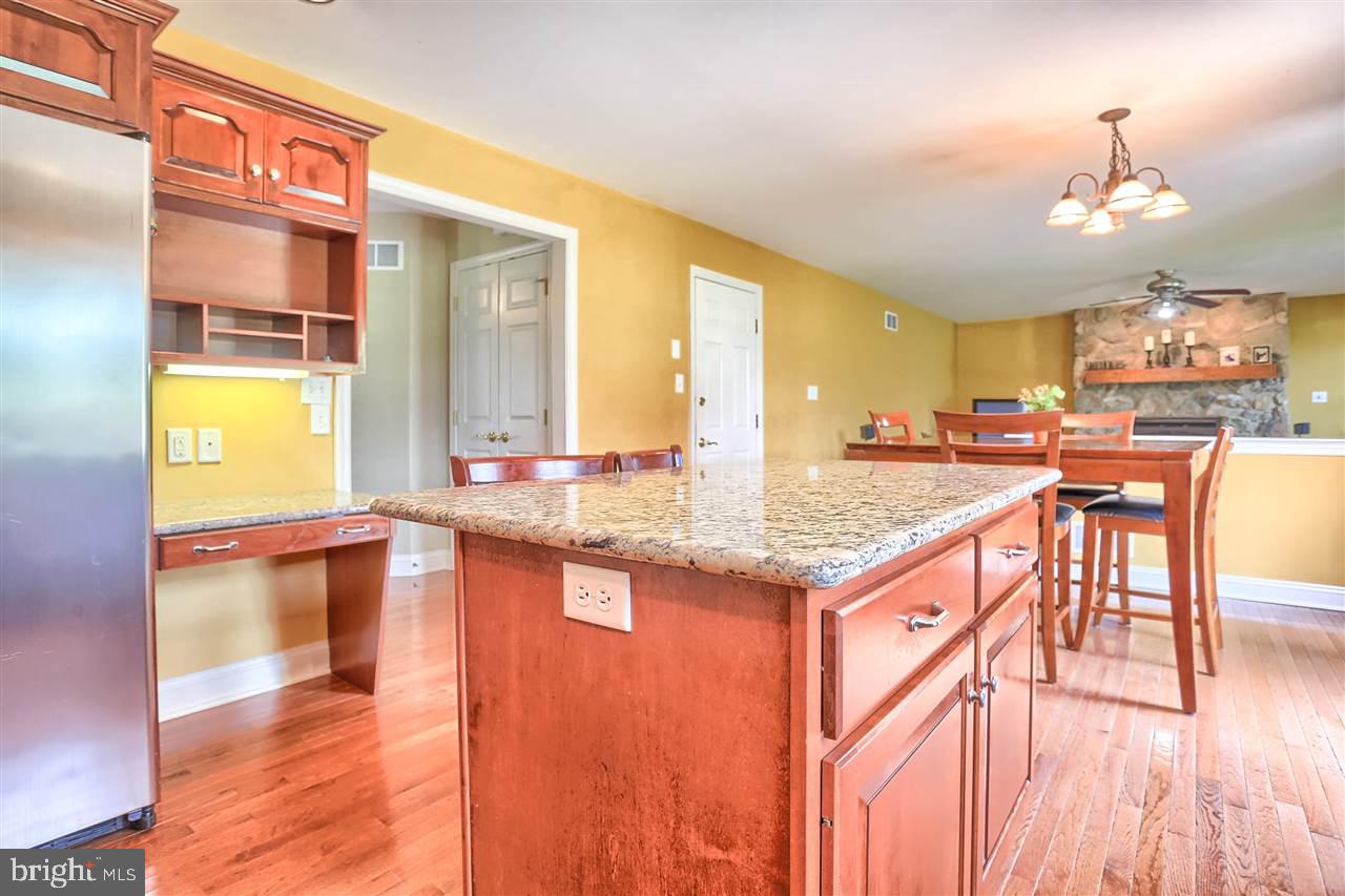 594 Campbell Road York, PA 17402 - Photo 13 of 36 Gallery Image 13