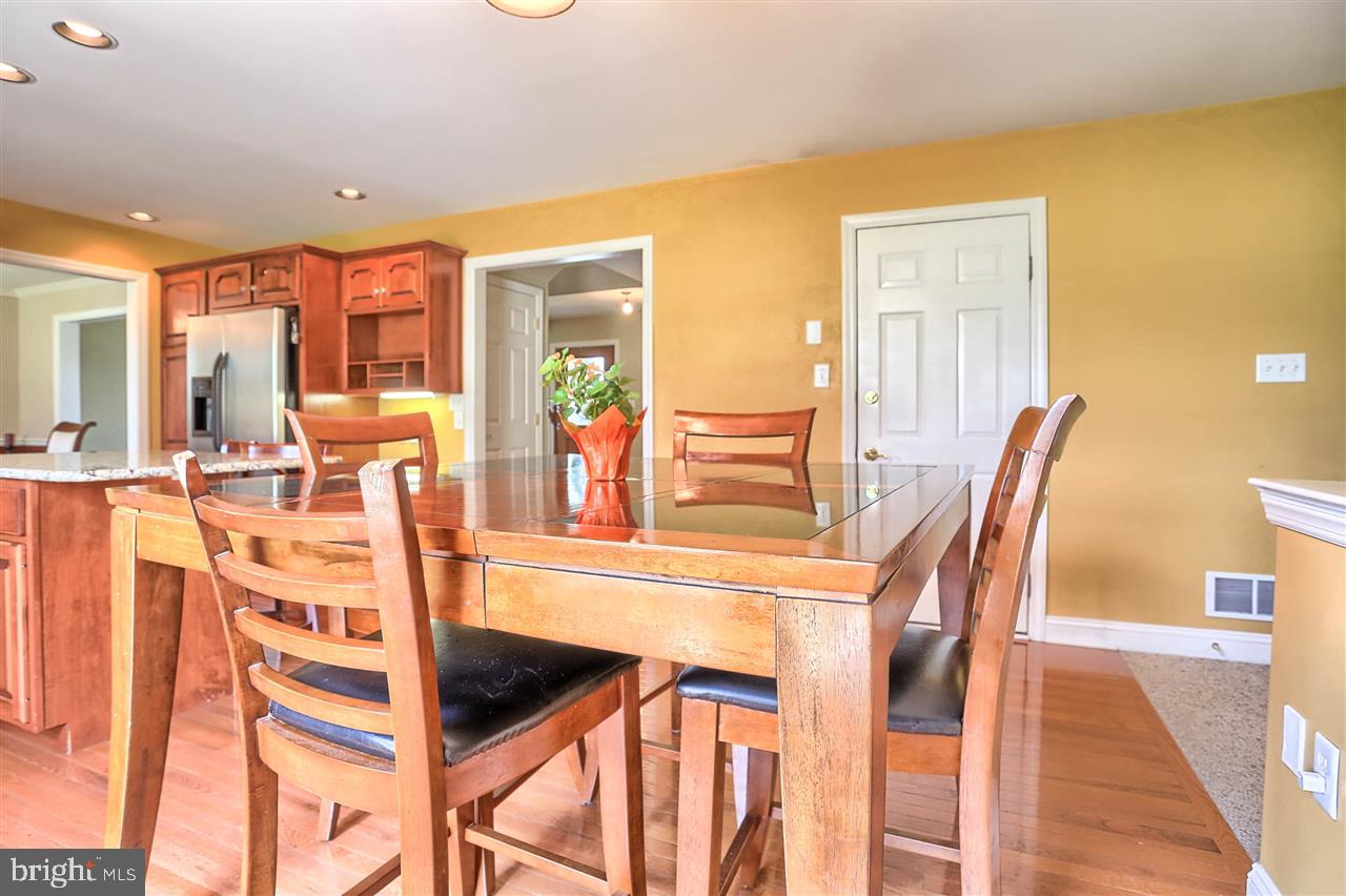 594 Campbell Road York, PA 17402 - Photo 16 of 36 Gallery Image 16