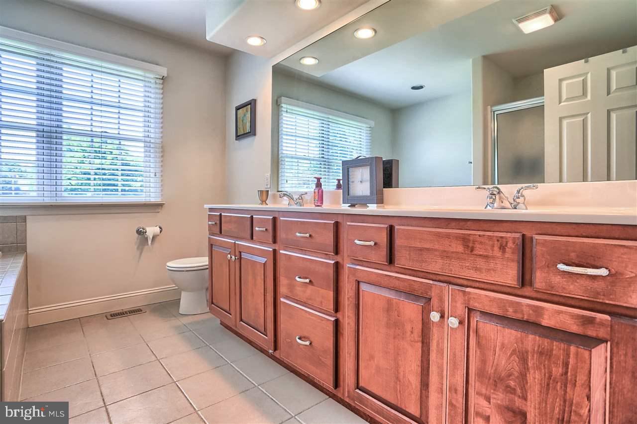 594 Campbell Road York, PA 17402 - Photo 27 of 36 Gallery Image 27