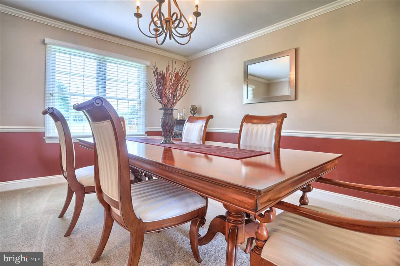 594 Campbell Road York, PA 17402 - Photo 8 of 36 Gallery Image 8