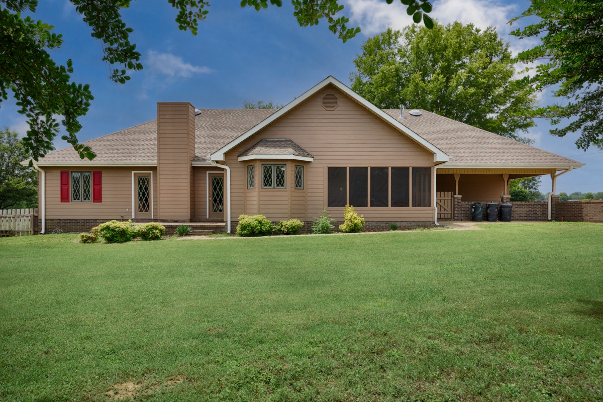 27615 Shannon Road Ardmore, AL 35739 - Photo 39 of 49 a front view of house with yard and green space