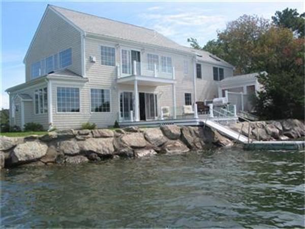 143 Hayes Road Barnstable, MA 02632 - Photo 3 of 8 Gallery Image 3