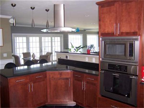 143 Hayes Road Barnstable, MA 02632 - Photo 6 of 8 Gallery Image 6