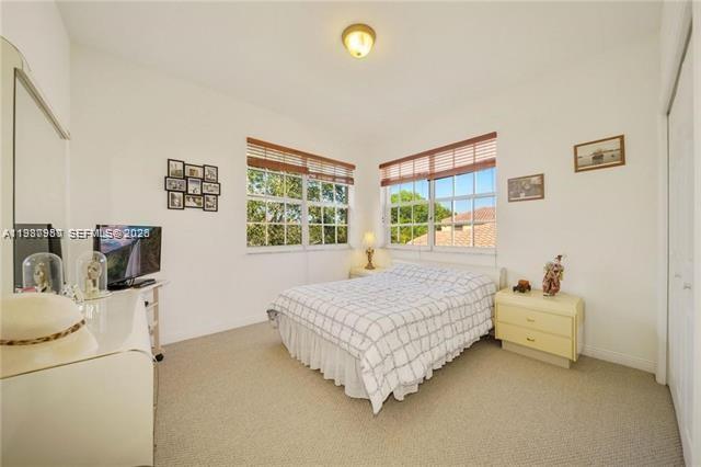 5271 Southwest 141st Terrace Miramar, FL 33027 - Photo 15 of 27