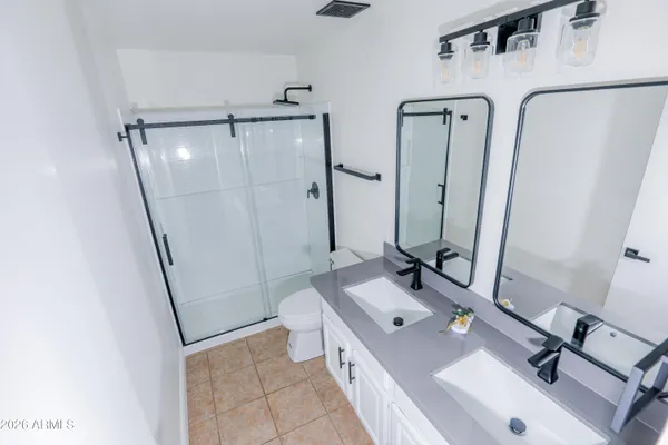 $680,000 | 2421 North 92nd Glen, Phoenix, AZ 85037