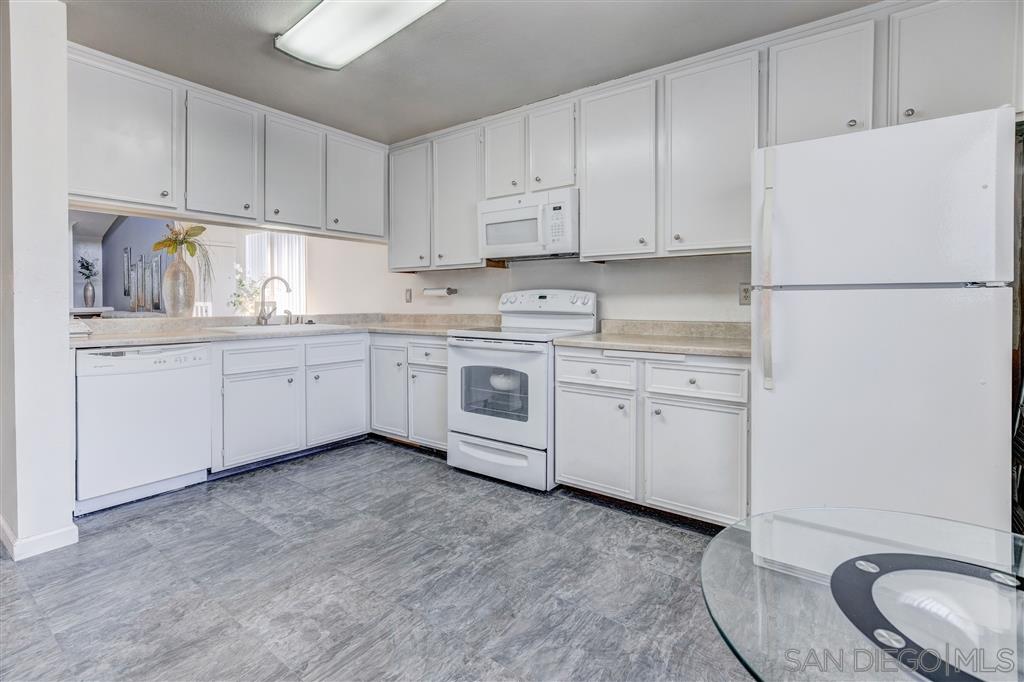 6351 Rancho Mission Road, Unit 2 San Diego, CA 92108 - Photo 5 of 14