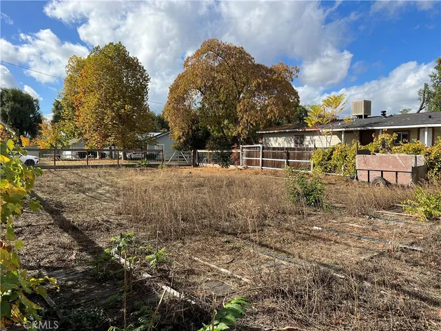 a view of a lake with houses
