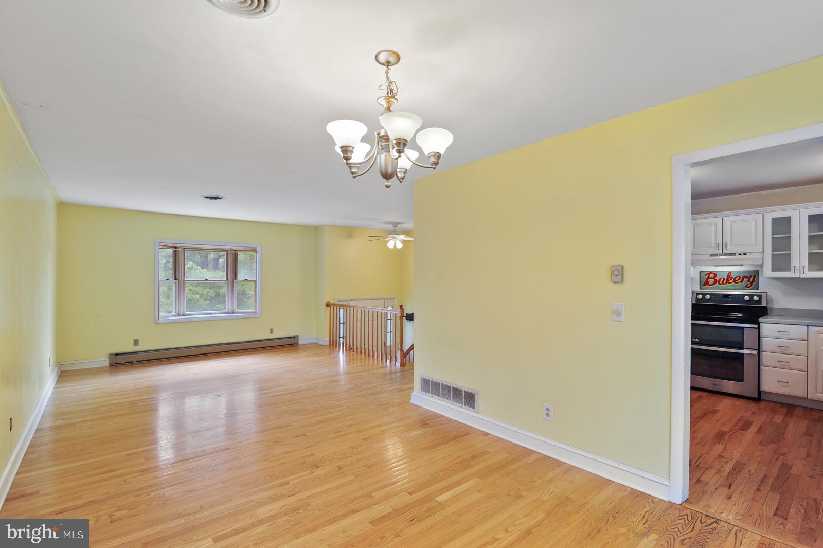 2001 Nault Road Dover, DE 19904 - Photo 9 of 27 Dining area looking into living room