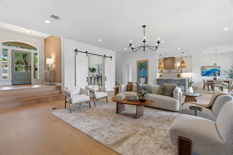 $1,490,000 | 50 Tiburon Drive, The Hills, TX 78738
