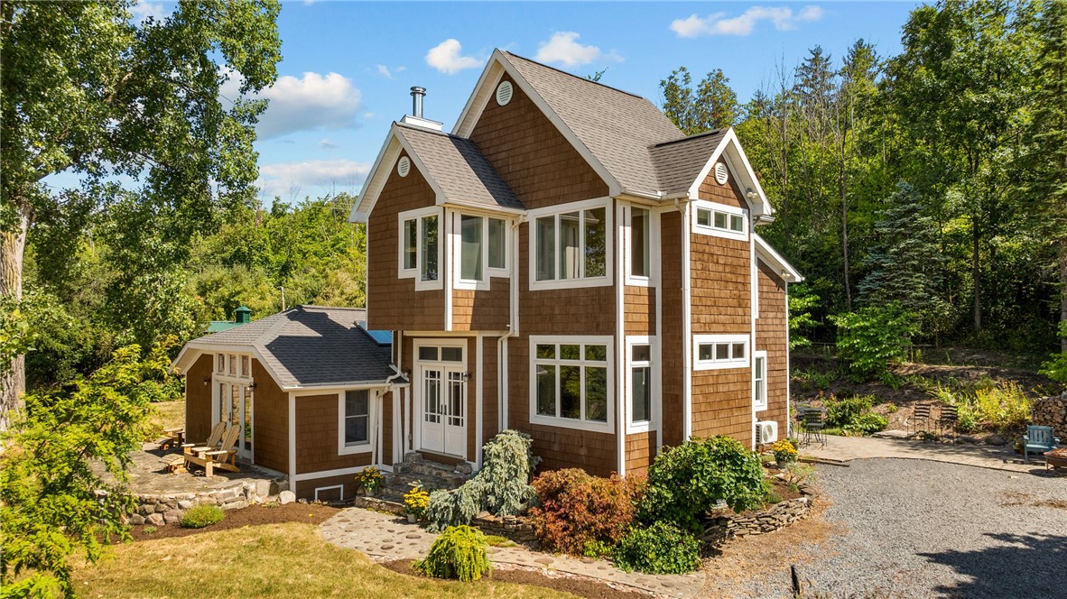 697 East Lake Road Middlesex, NY 14544 - Photo 1 of 40 Gallery Image 1