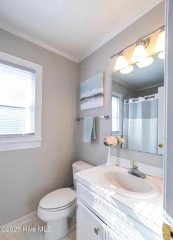 $2,200 | 2232 Valley Drive, Winterville, NC 28590