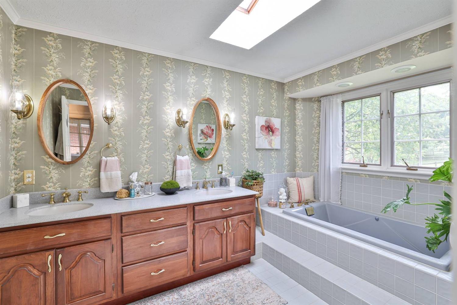 6480 Red Lion 5 Points Road Springboro, OH 45066 - Photo 20 of 40 Gallery Image 20
