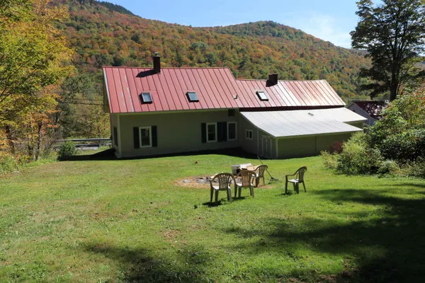 $369,900 | 2362 Vermont Rte 100, Hancock, VT 05748