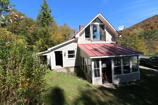 $369,900 | 2362 Vermont Rte 100, Hancock, VT 05748