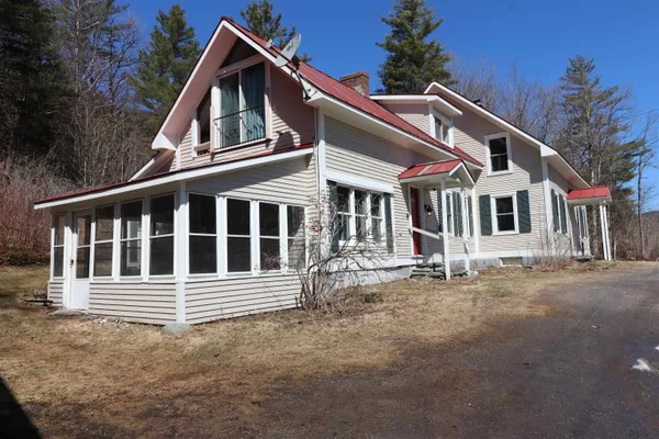 $369,900 | 2362 Vermont Rte 100, Hancock, VT 05748