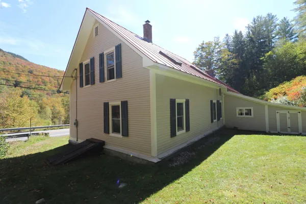 $369,900 | 2362 Vermont Rte 100, Hancock, VT 05748