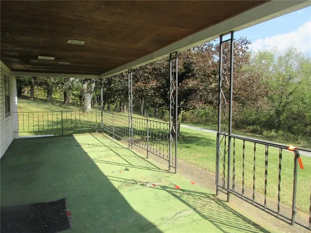 $199,000 | 35 Pleasant Valley Road, Claysville, PA 15323