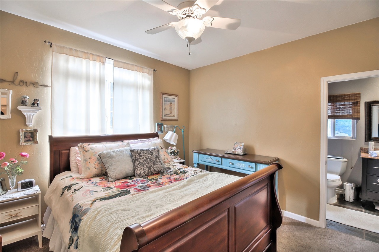 24016 Sargeant Road Ramona, CA 92065 - Photo 13 of 25 Gallery Image 13