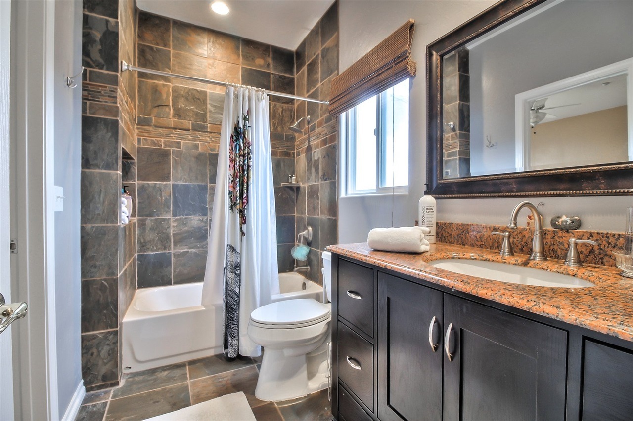 24016 Sargeant Road Ramona, CA 92065 - Photo 15 of 25 Gallery Image 15