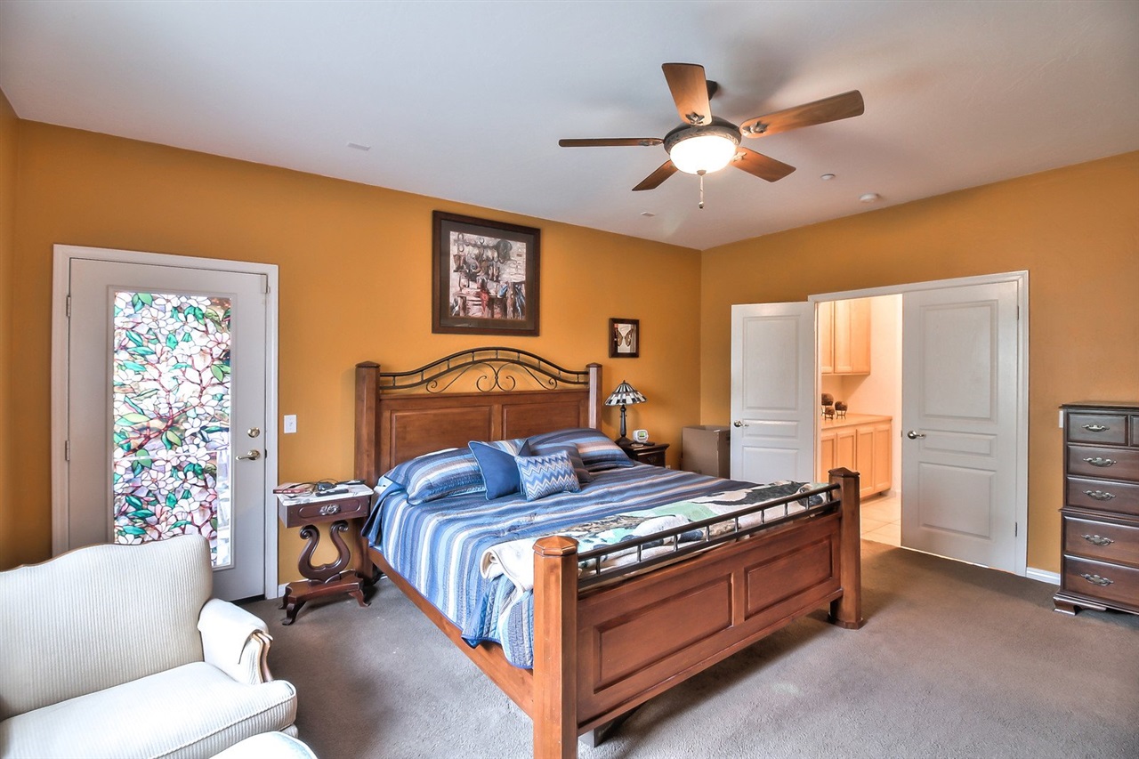 24016 Sargeant Road Ramona, CA 92065 - Photo 17 of 25 Gallery Image 17
