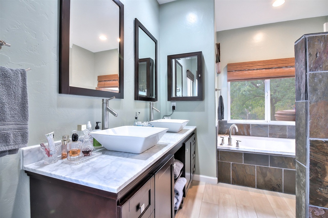 24016 Sargeant Road Ramona, CA 92065 - Photo 18 of 25 Gallery Image 18