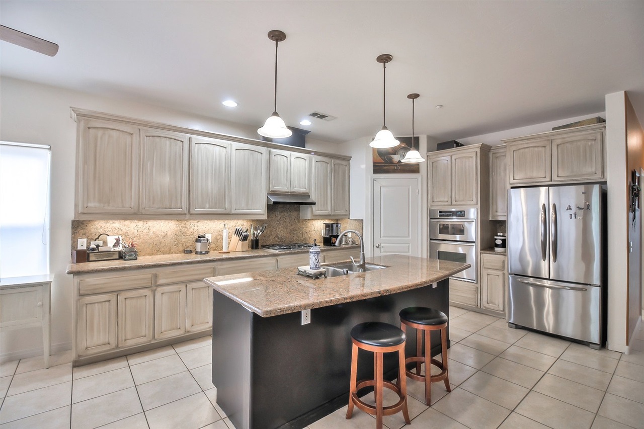24016 Sargeant Road Ramona, CA 92065 - Photo 6 of 25 Gallery Image 6