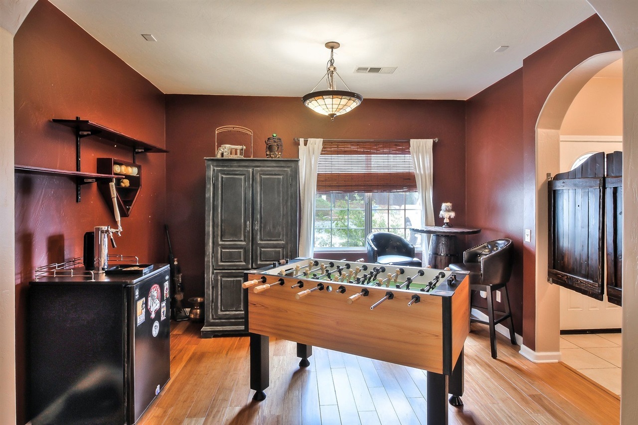 24016 Sargeant Road Ramona, CA 92065 - Photo 8 of 25 Gallery Image 8