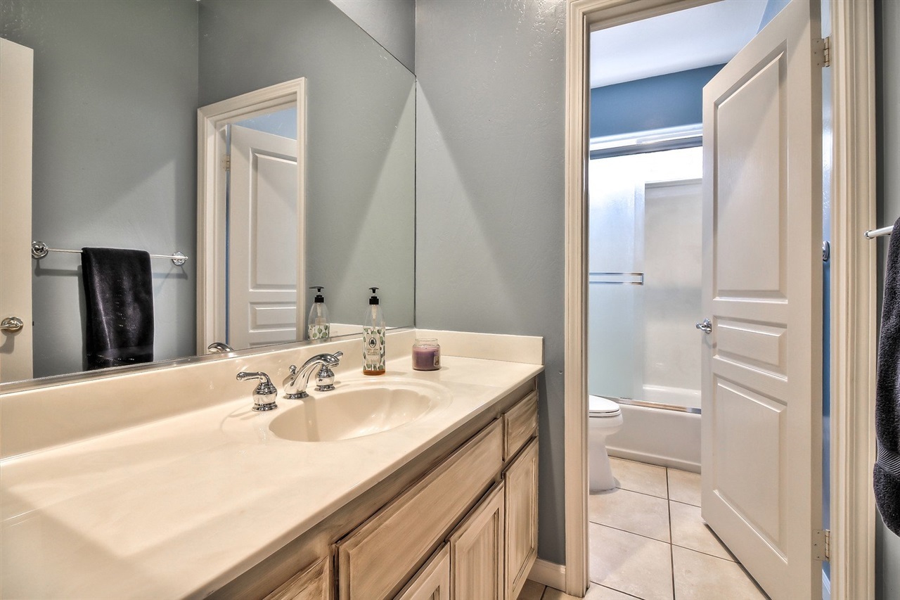 24016 Sargeant Road Ramona, CA 92065 - Photo 9 of 25 Gallery Image 9