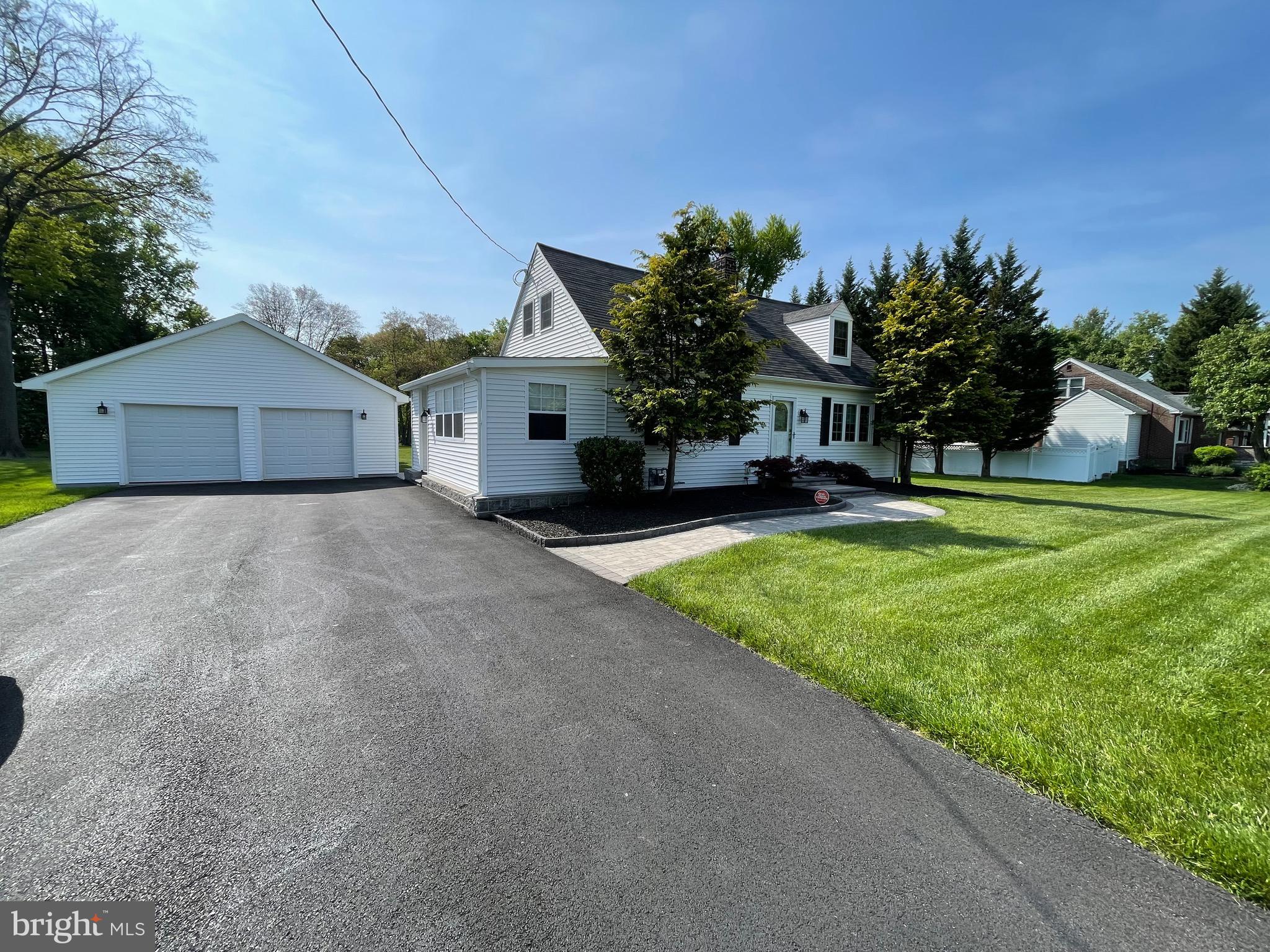 3037 Pine Road Huntingdon Valley, PA 19006 - Photo 1 of 31 Gallery Image 1